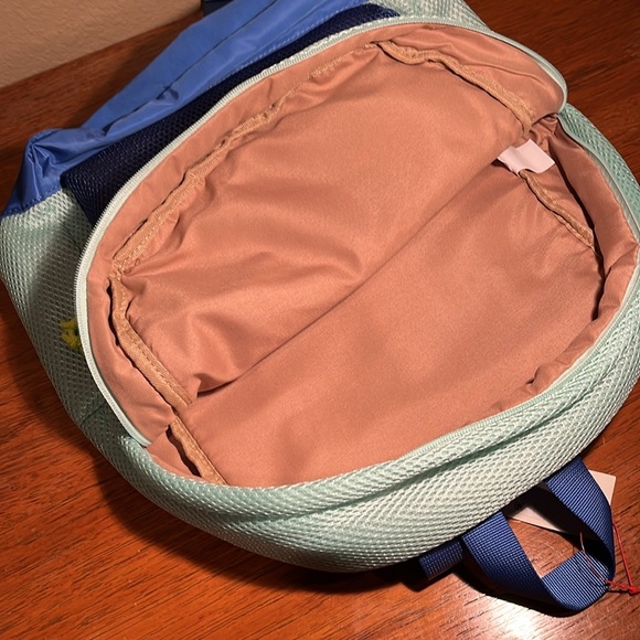 Cat & Jack Mesh Colorblock Backpack | Blue | 16”  Back to School Bag Zip Up - Picture 3 of 4